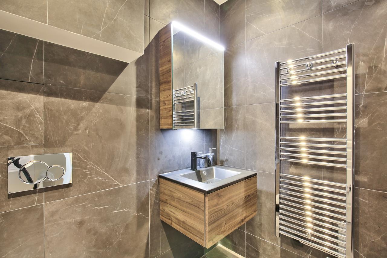 70 - Authentic Parisian Flat Apartment Ngoại thất bức ảnh